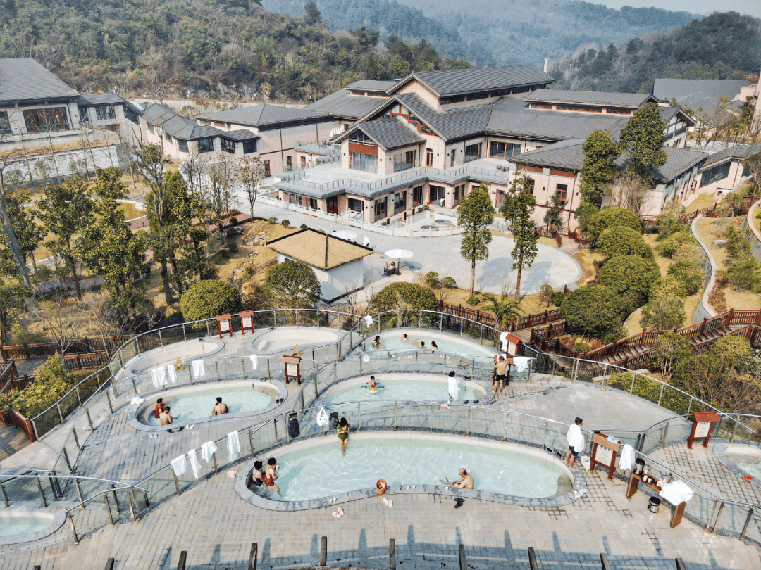 贵阳贵安3天2夜双线攻略带你新春漫游不朽情缘平台网站热闹or治愈任你选!(图7) 贵阳贵安3天2夜双线攻略带你新春漫游不朽情缘平台网站热闹or治愈任你选!(图7)